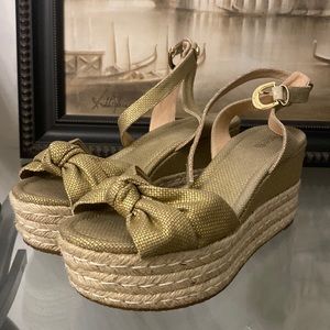 Michael Kors Espadrille Heels in Gold